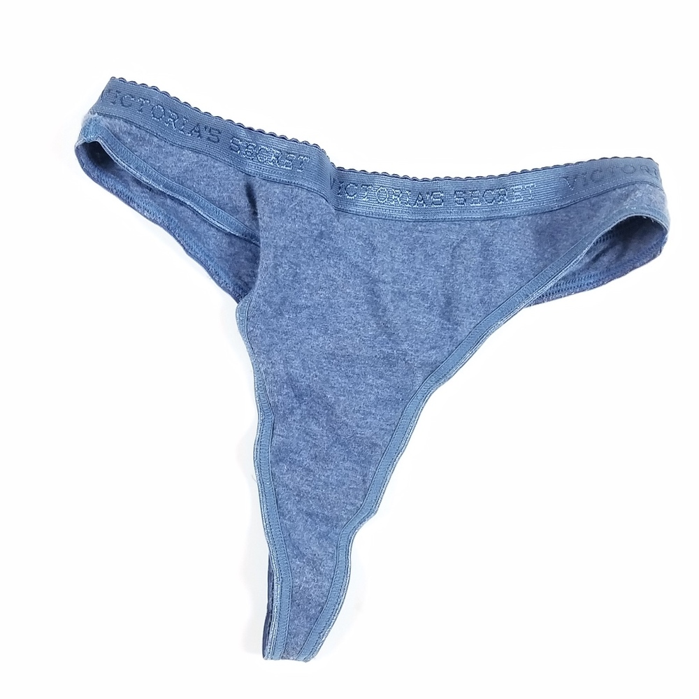 Victoria Secrets Women's Size Medium Thong NWOT